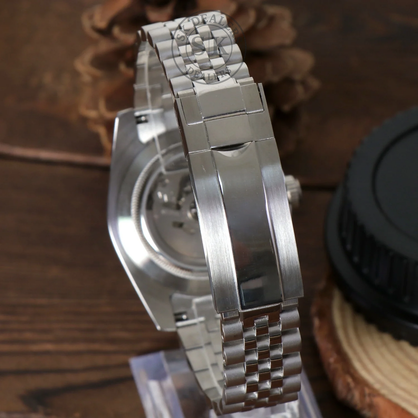 SEIKOJUST WHITE ARABIC TEXTURED