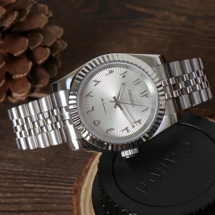 SEIKOJUST WHITE ARABIC TEXTURED