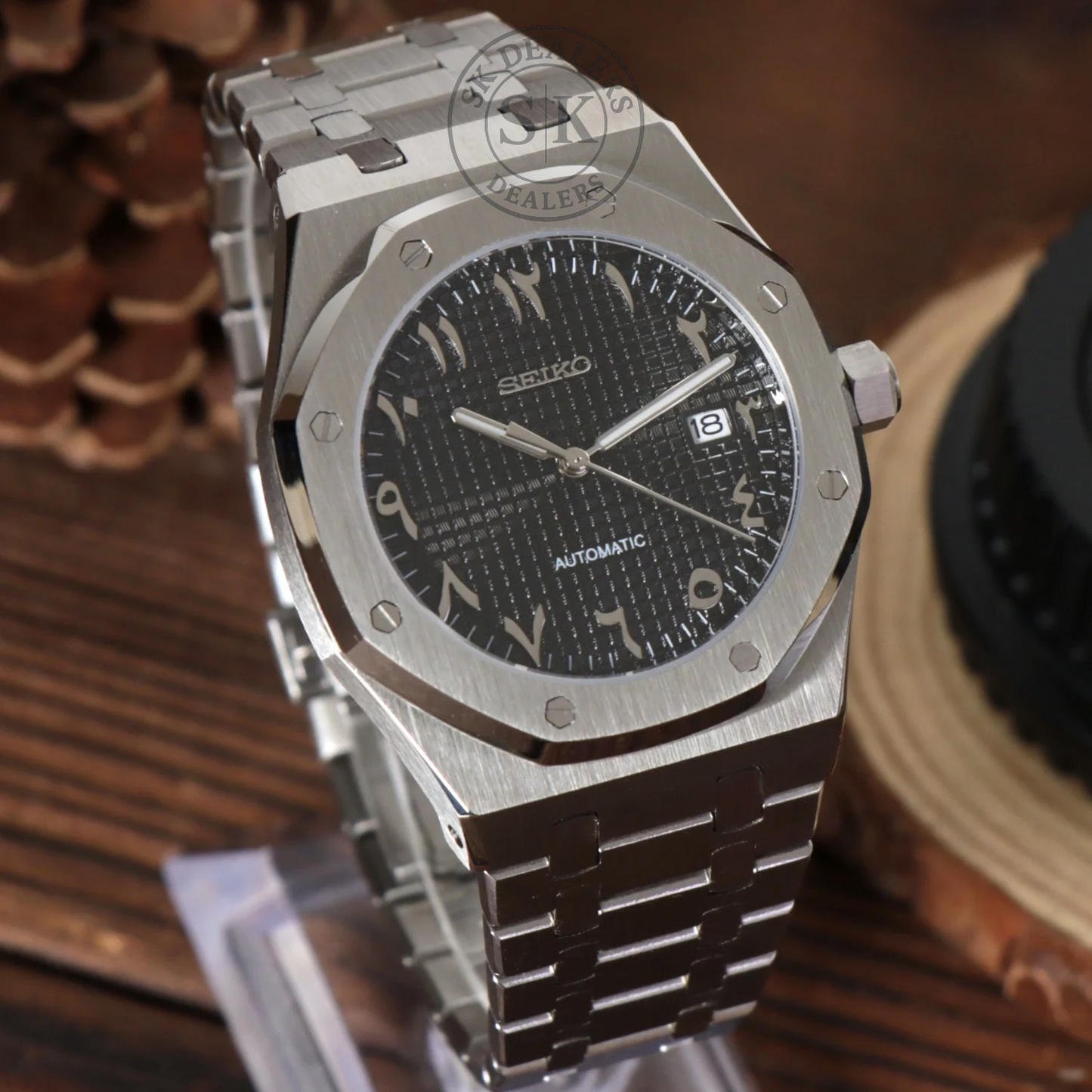 ROYAL SEIKOAK BLACK ARABIC